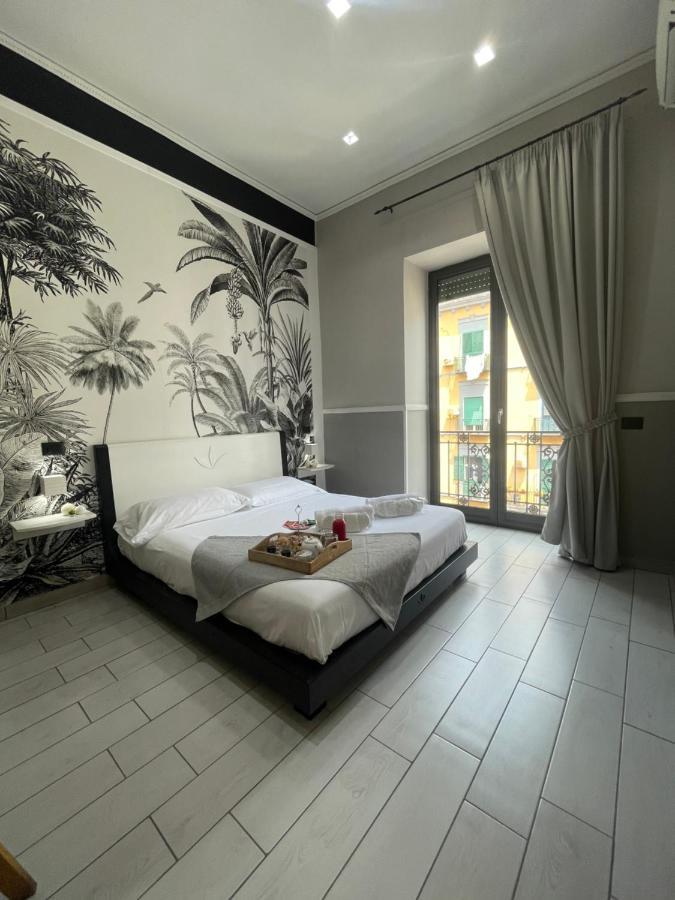 Parthenope 2* Neapel